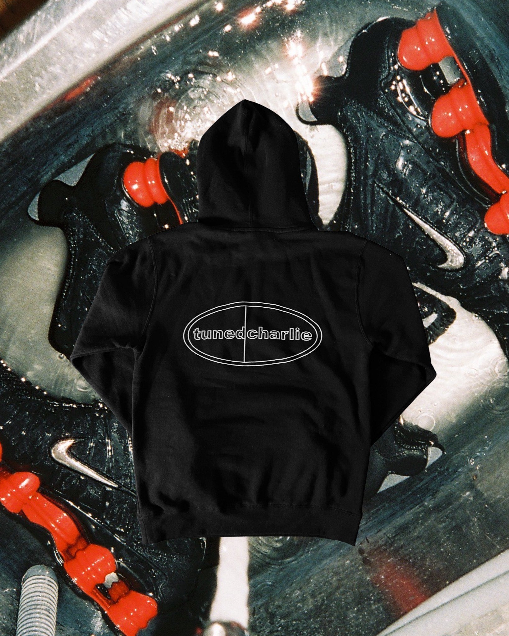 Aang Swooshh Hood - Black